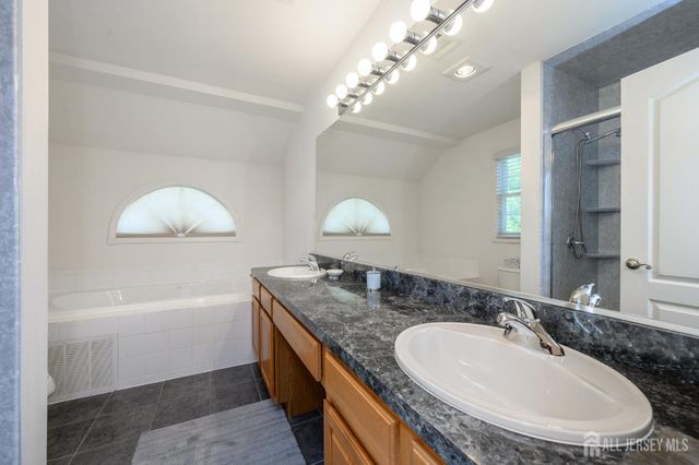 21 Catalina Avenue, Barnegat, NJ 08005