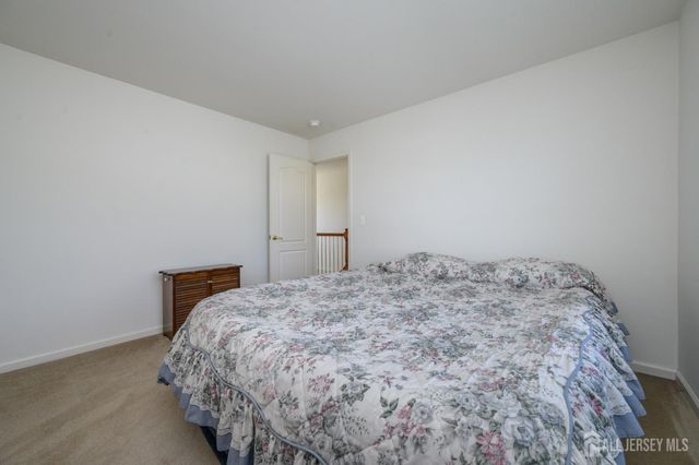 21 Catalina Avenue, Barnegat, NJ 08005