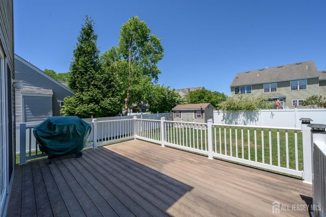 21 Catalina Avenue, Barnegat, NJ 08005