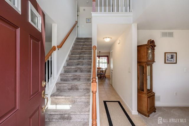 21 Catalina Avenue, Barnegat, NJ 08005