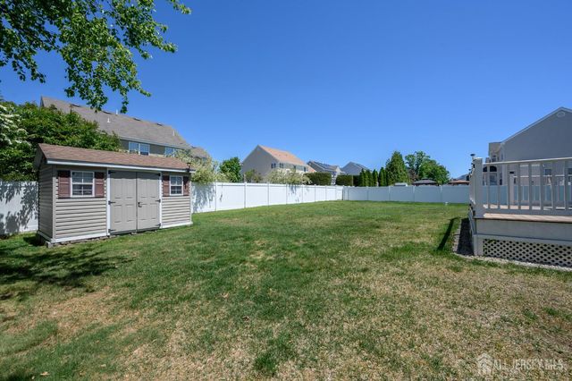 21 Catalina Avenue, Barnegat, NJ 08005