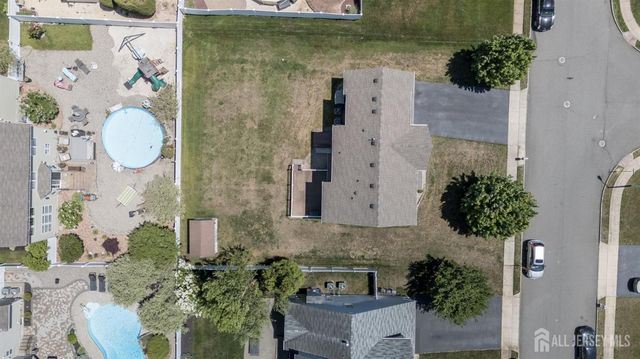 21 Catalina Avenue, Barnegat, NJ 08005