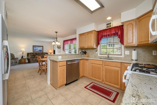 21 Catalina Avenue, Barnegat, NJ 08005