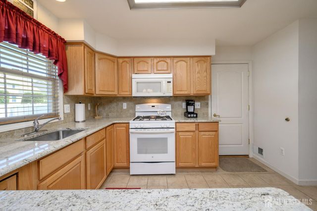 21 Catalina Avenue, Barnegat, NJ 08005
