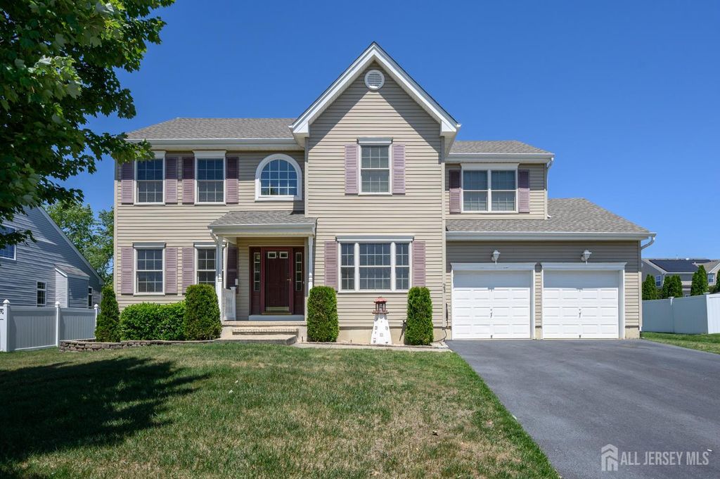 21 Catalina Avenue, Barnegat, NJ 08005