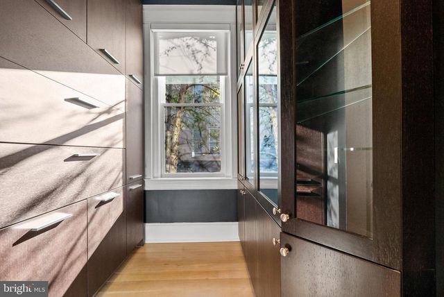2107 WYOMING AVE NW, Washington, DC 20008