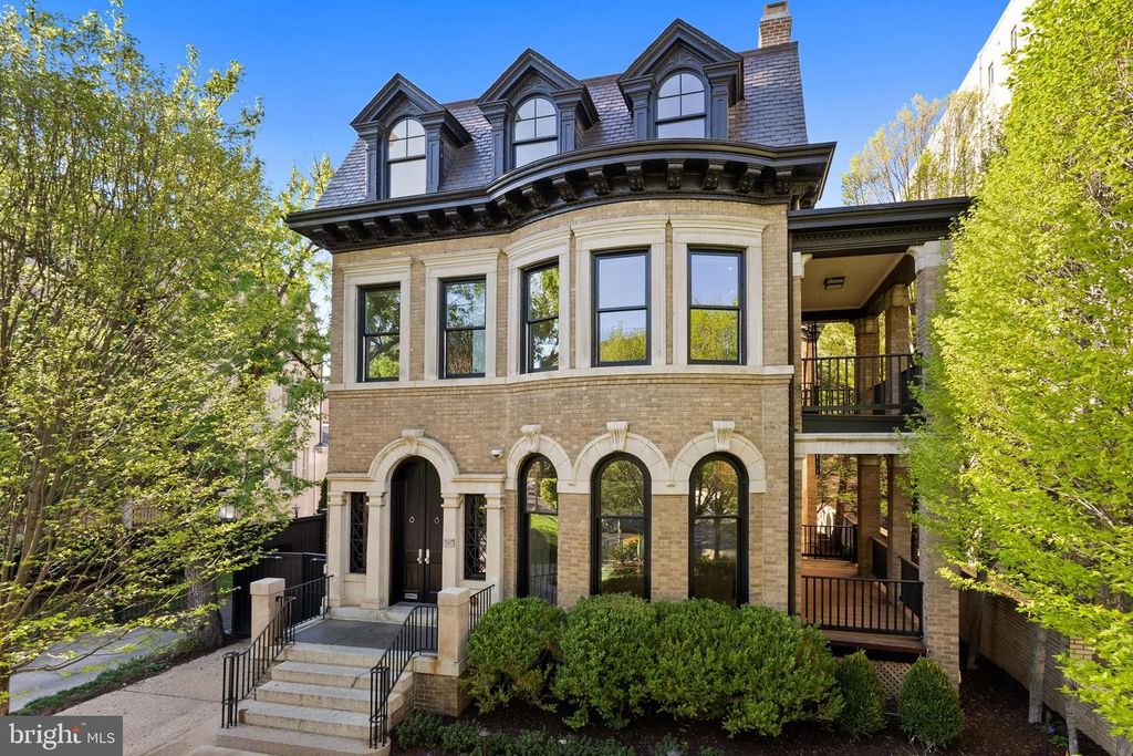 2107 WYOMING AVE NW, Washington, DC 20008