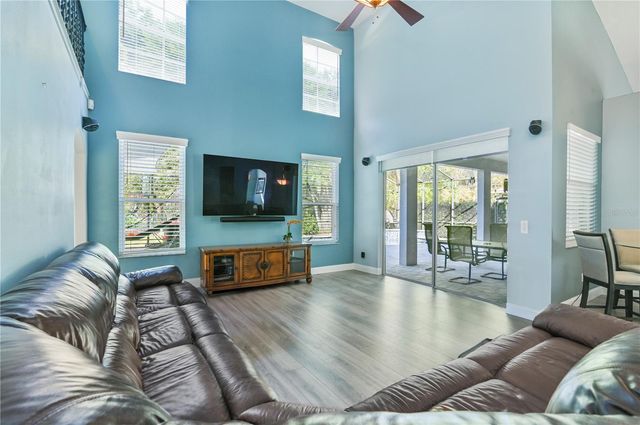 4240 CALEDONIA AVENUE, Apopka, FL 32712