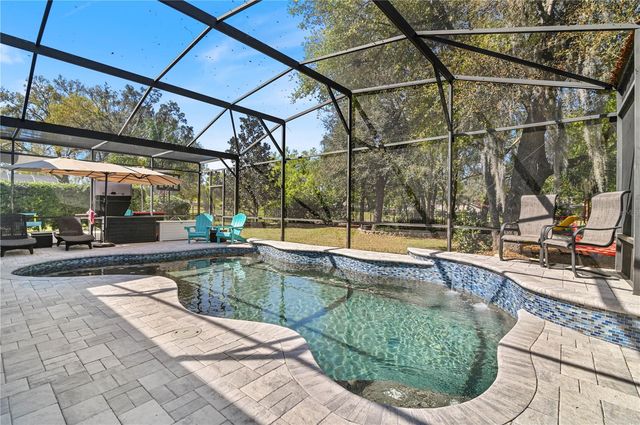 4240 CALEDONIA AVENUE, Apopka, FL 32712