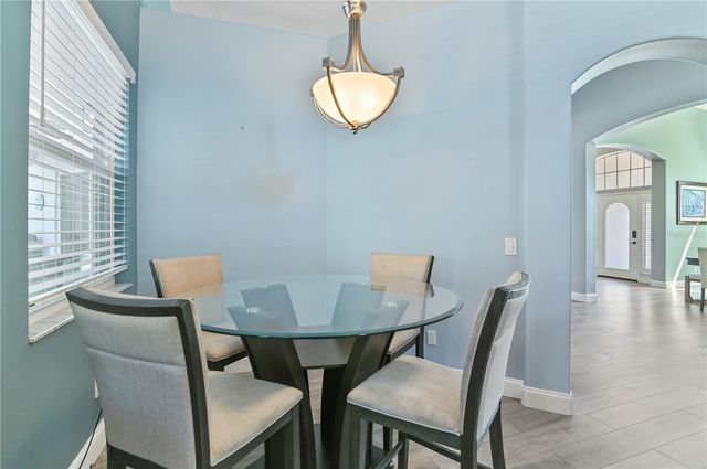 4240 CALEDONIA AVENUE, Apopka, FL 32712