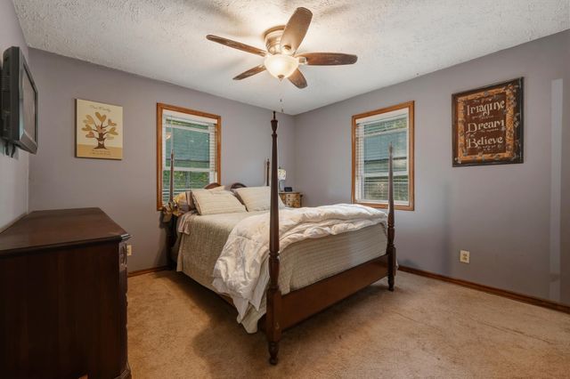 55 Meixsell Road, Huntington, WV 25704