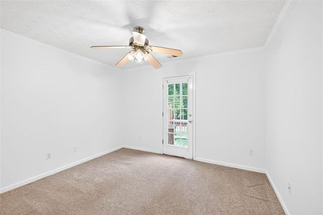 836 Winding Grove Lane, Loganville, GA 30052