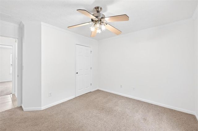 836 Winding Grove Lane, Loganville, GA 30052