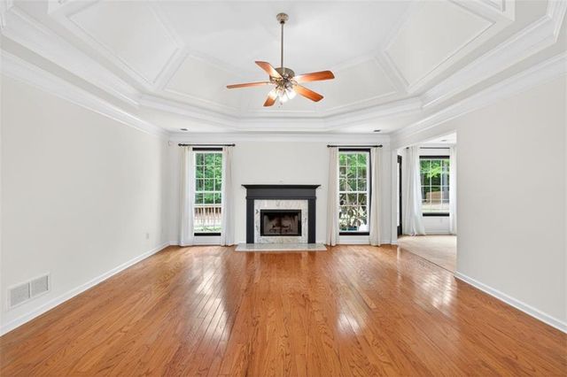836 Winding Grove Lane, Loganville, GA 30052