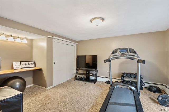 27 Lynacres Boulevard, Dewitt, NY 13066