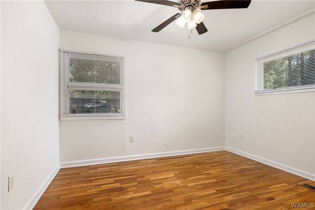 4809 Northwood Lake E, Northport, AL 35473
