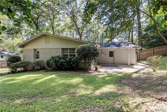 4809 Northwood Lake E, Northport, AL 35473