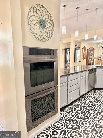 240 Ray Street, Tallapoosa, GA 30176