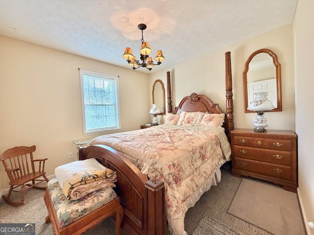 240 Ray Street, Tallapoosa, GA 30176