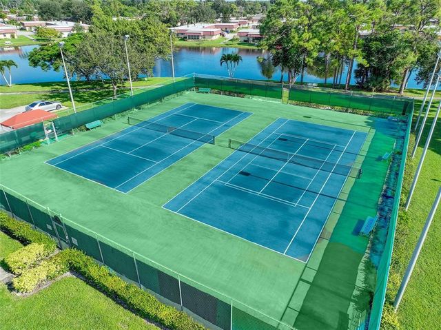 734 Nantucket Circle, Lake Worth, FL 33467