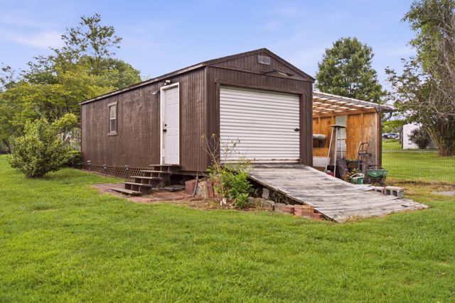 100 Jonquil Way, Lebanon, TN 37090