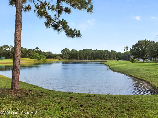 376 Broyles Drive SE, Palm Bay, FL 32909