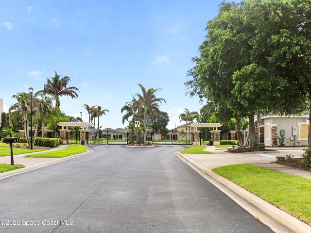 376 Broyles Drive SE, Palm Bay, FL 32909