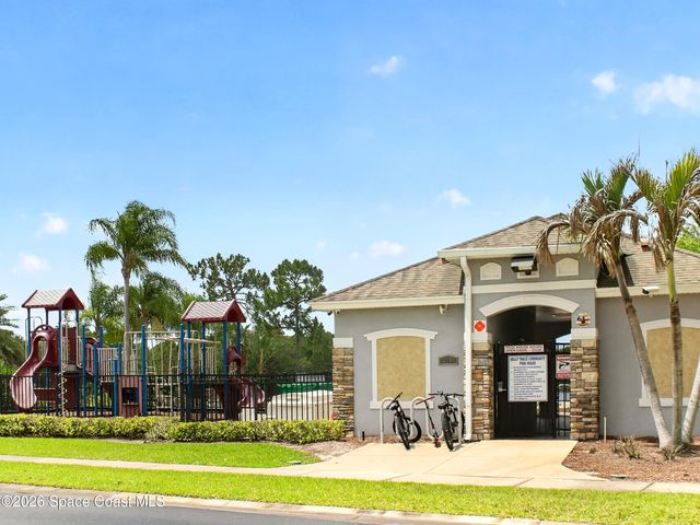 376 Broyles Drive SE, Palm Bay, FL 32909