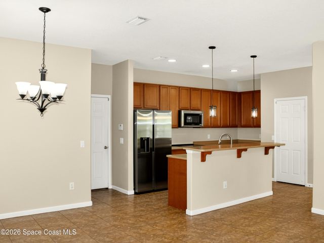 376 Broyles Drive SE, Palm Bay, FL 32909