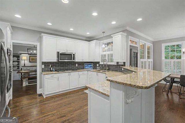 1367 Winborn Circle NW, Kennesaw, GA 30152