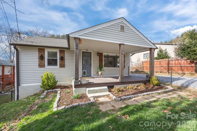 164 Lakeside Drive, Asheville, NC 28806