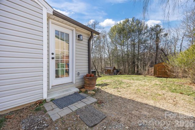 164 Lakeside Drive, Asheville, NC 28806