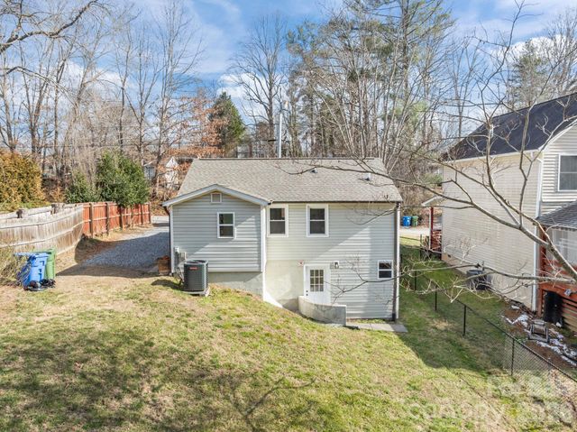 164 Lakeside Drive, Asheville, NC 28806