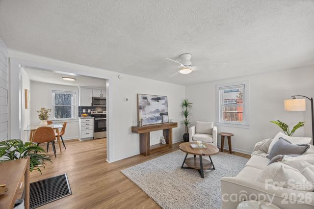 164 Lakeside Drive, Asheville, NC 28806