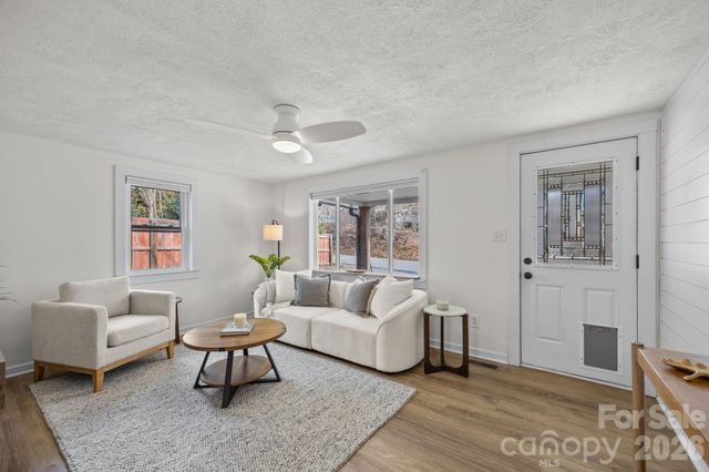 164 Lakeside Drive, Asheville, NC 28806