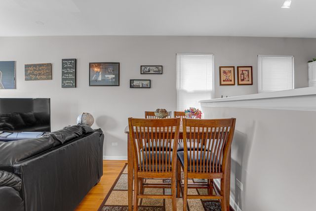 1468 W Ohio Street, Chicago, IL 60642