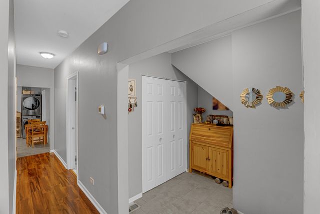 1468 W Ohio Street, Chicago, IL 60642