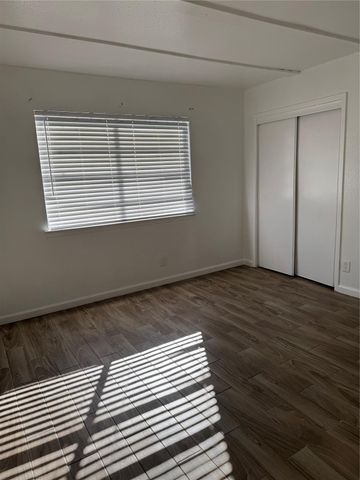 6200 W Tidwell Road 2404, Houston, TX 77092