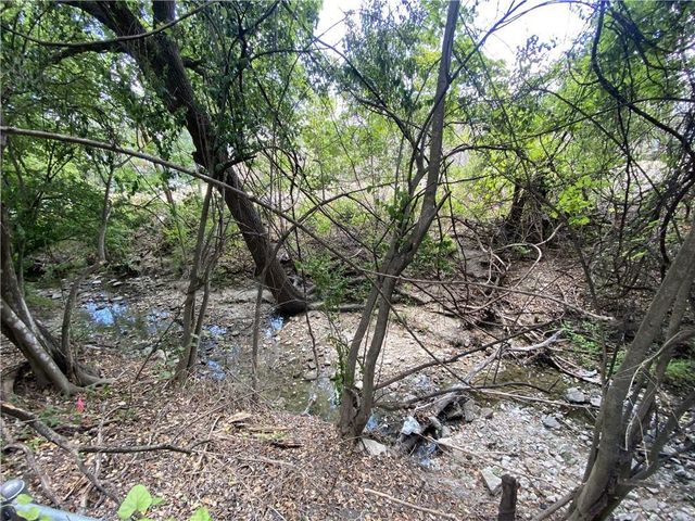 3711 Vineland DR B, Austin, TX 78722