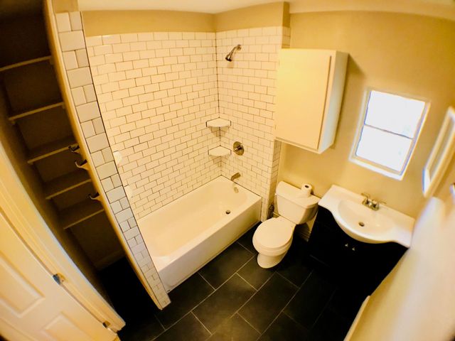 3711 Vineland DR B, Austin, TX 78722