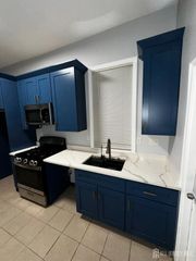 208 E 9th Street E 1, Plainfield, NJ 07060