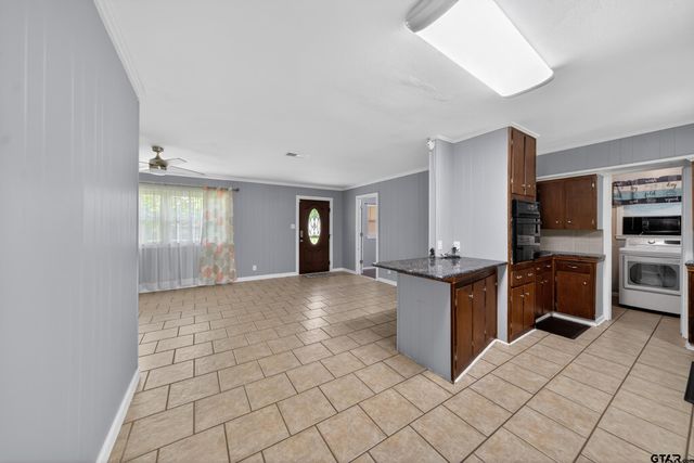 422 Polly St, Bullard, TX 75757