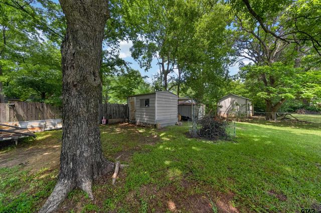 422 Polly St, Bullard, TX 75757