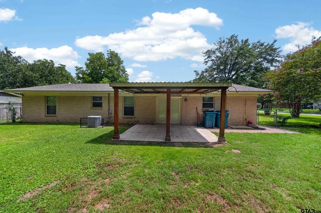 422 Polly St, Bullard, TX 75757