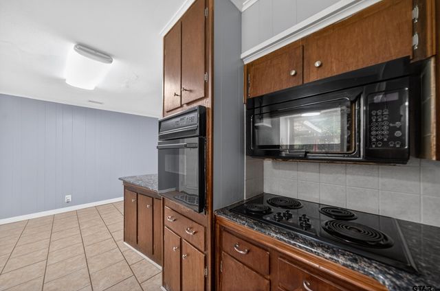 422 Polly St, Bullard, TX 75757