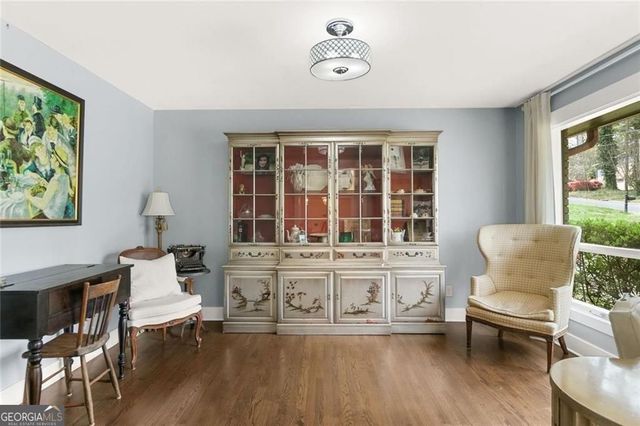 2744 Pinestream Drive NE, Marietta, GA 30068