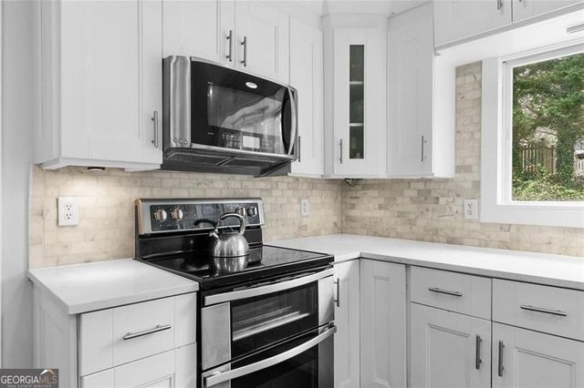 2744 Pinestream Drive NE, Marietta, GA 30068