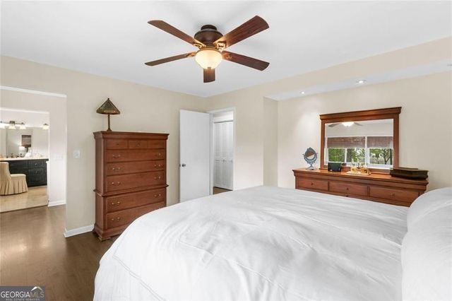 2744 Pinestream Drive NE, Marietta, GA 30068