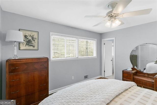 2744 Pinestream Drive NE, Marietta, GA 30068