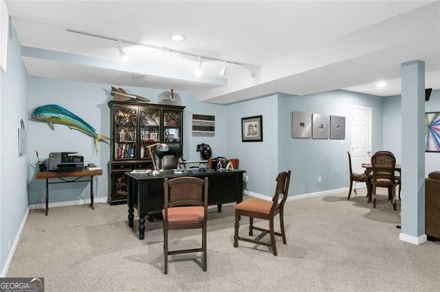 2744 Pinestream Drive NE, Marietta, GA 30068